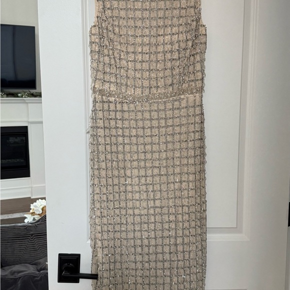 Mac Duggal Beige Sleeveless High neck beaded midi dress - Picture 10 of 16